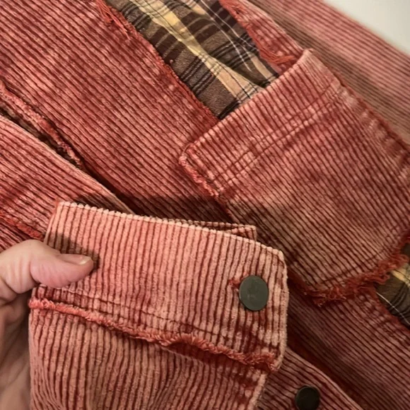 New With Tags! Pol corduroy shacket. Size medium - Picture 7 of 7